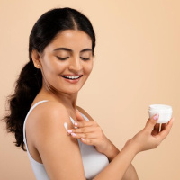 Cosmetic Manufacturer for Skincare, Haircare & Makeup Brands