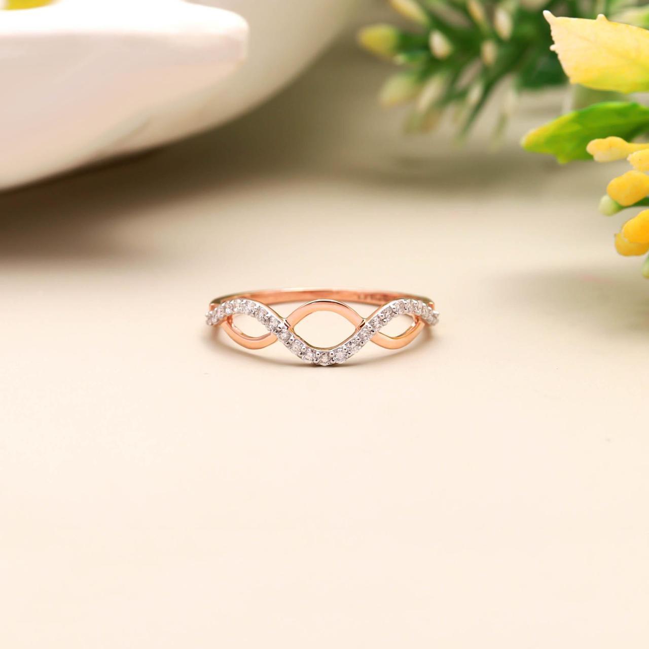 SHREE JI LAVANYA DIAMOND RING